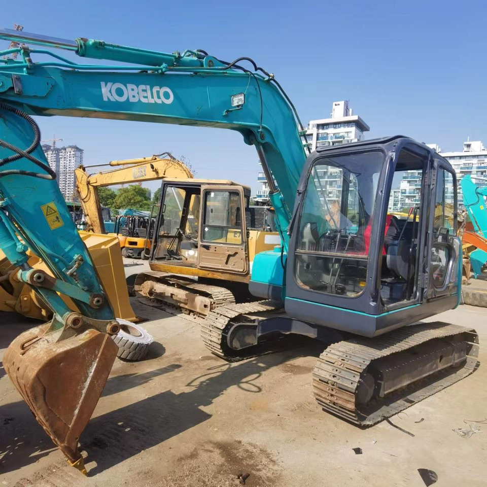 KOBELCO SK75 - 미니 굴삭기 : 사진 4 KOBELCO SK75 - 미니 굴삭기 : 사진 4