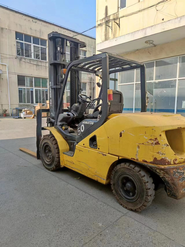 KOMATSU FD50 original - 디젤 지게차 : 사진 5 KOMATSU FD50 original - 디젤 지게차 : 사진 5