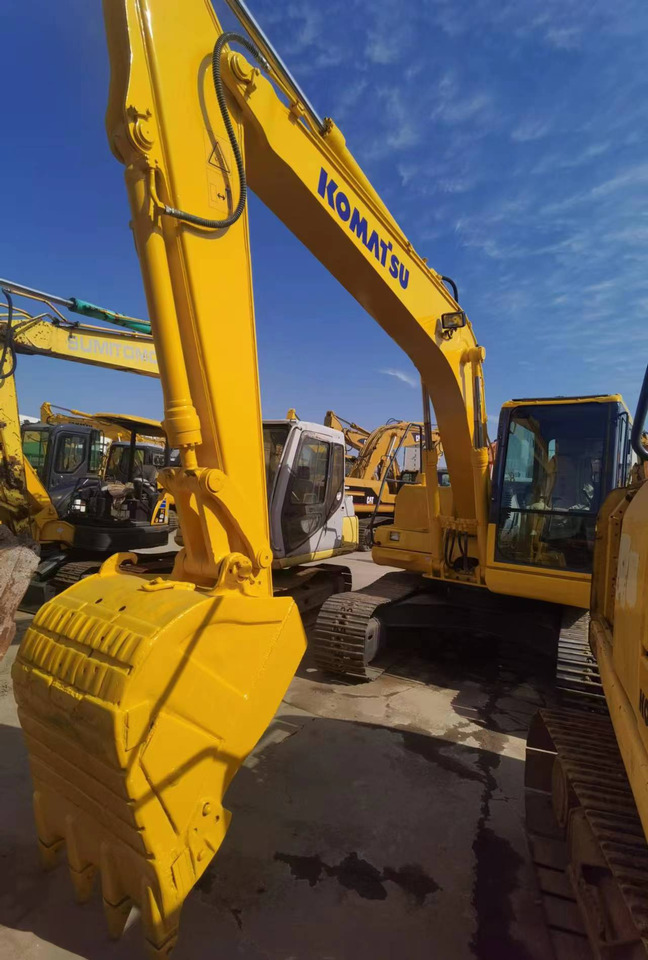 KOMATSU PC130-7 - 크롤러 굴삭기 : 사진 4 KOMATSU PC130-7 - 크롤러 굴삭기 : 사진 4