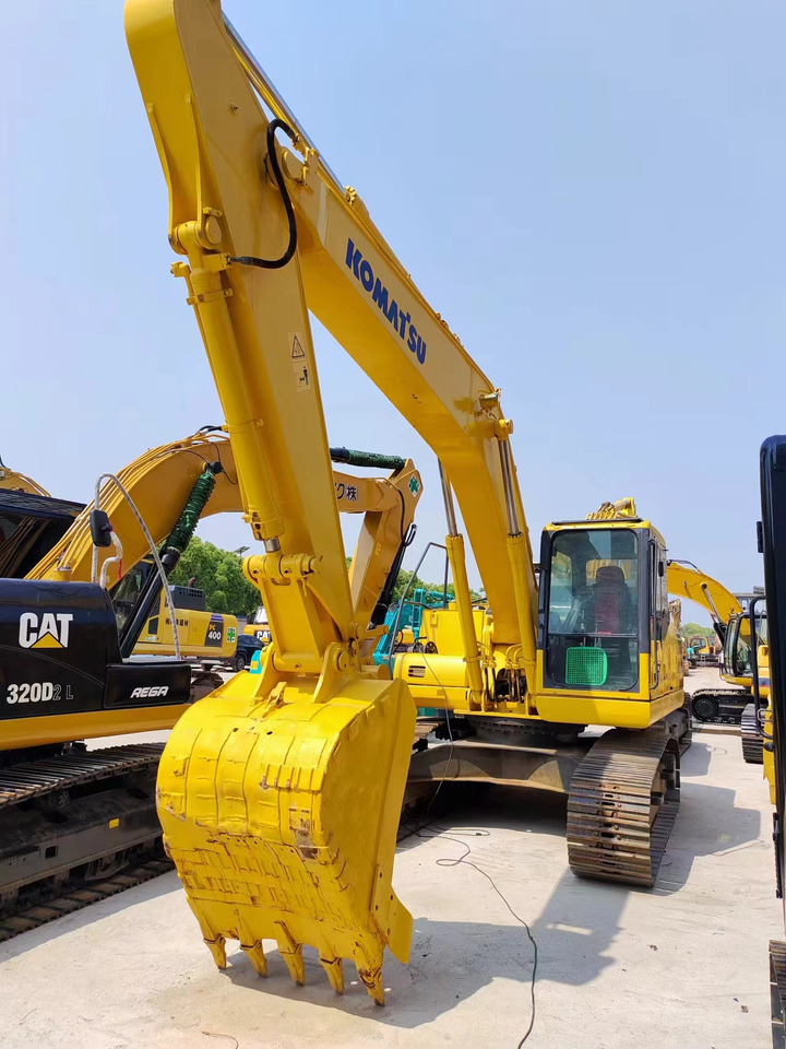 KOMATSU PC200-7 - 크롤러 굴삭기 : 사진 3 KOMATSU PC200-7 - 크롤러 굴삭기 : 사진 3