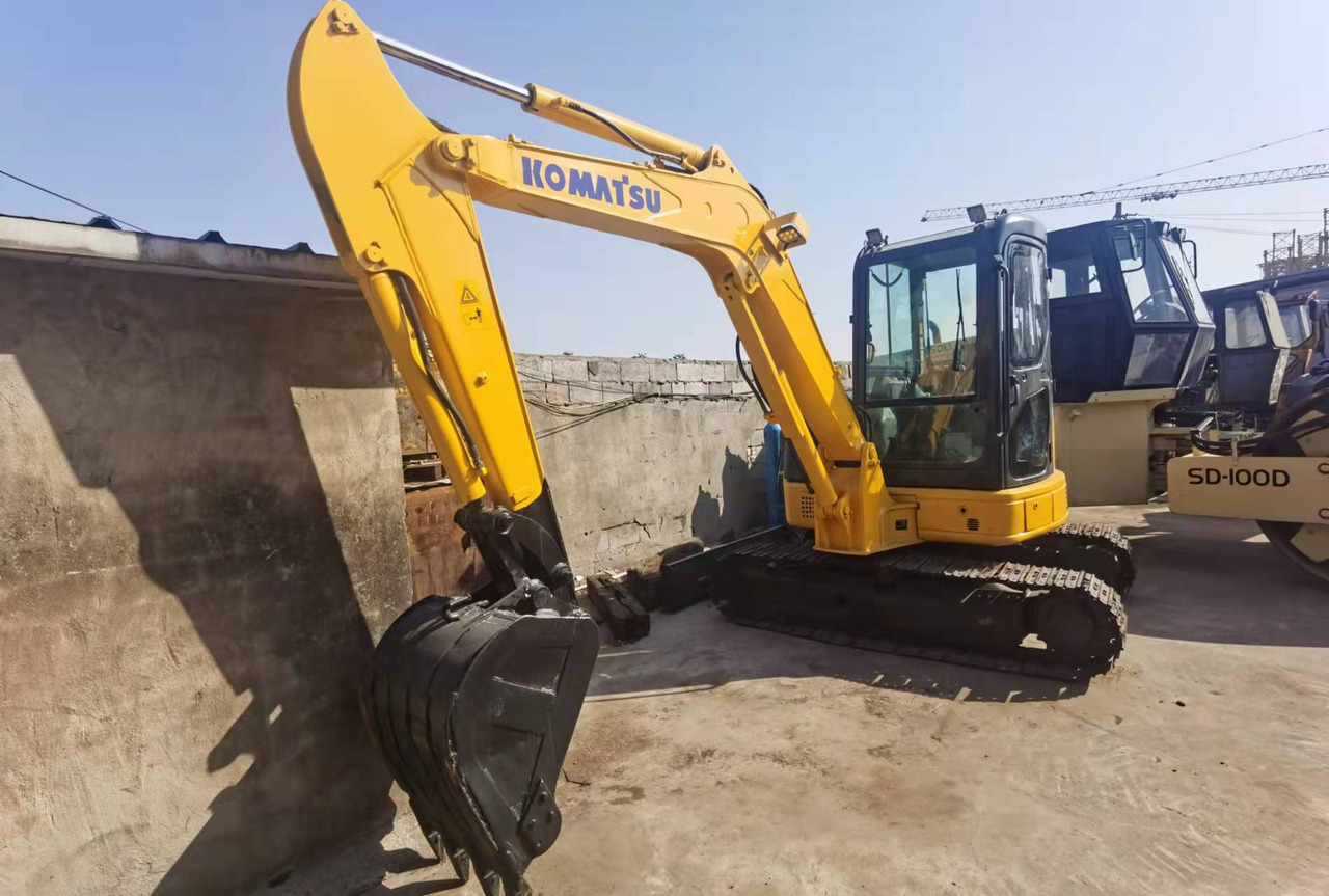 KOMATSU PC55MR-2 - 미니 굴삭기 : 사진 1 KOMATSU PC55MR-2 - 미니 굴삭기 : 사진 1