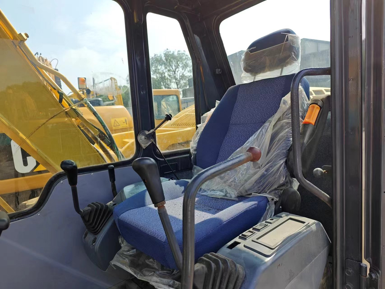 KOMATSU PC60-7 PC56 PC60 - 미니 굴삭기 : 사진 2 KOMATSU PC60-7 PC56 PC60 - 미니 굴삭기 : 사진 2