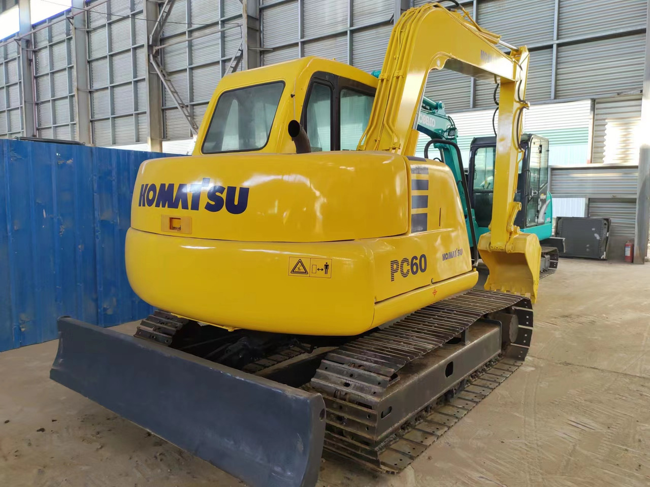 KOMATSU PC60-7 - 크롤러 굴삭기 : 사진 3 KOMATSU PC60-7 - 크롤러 굴삭기 : 사진 3