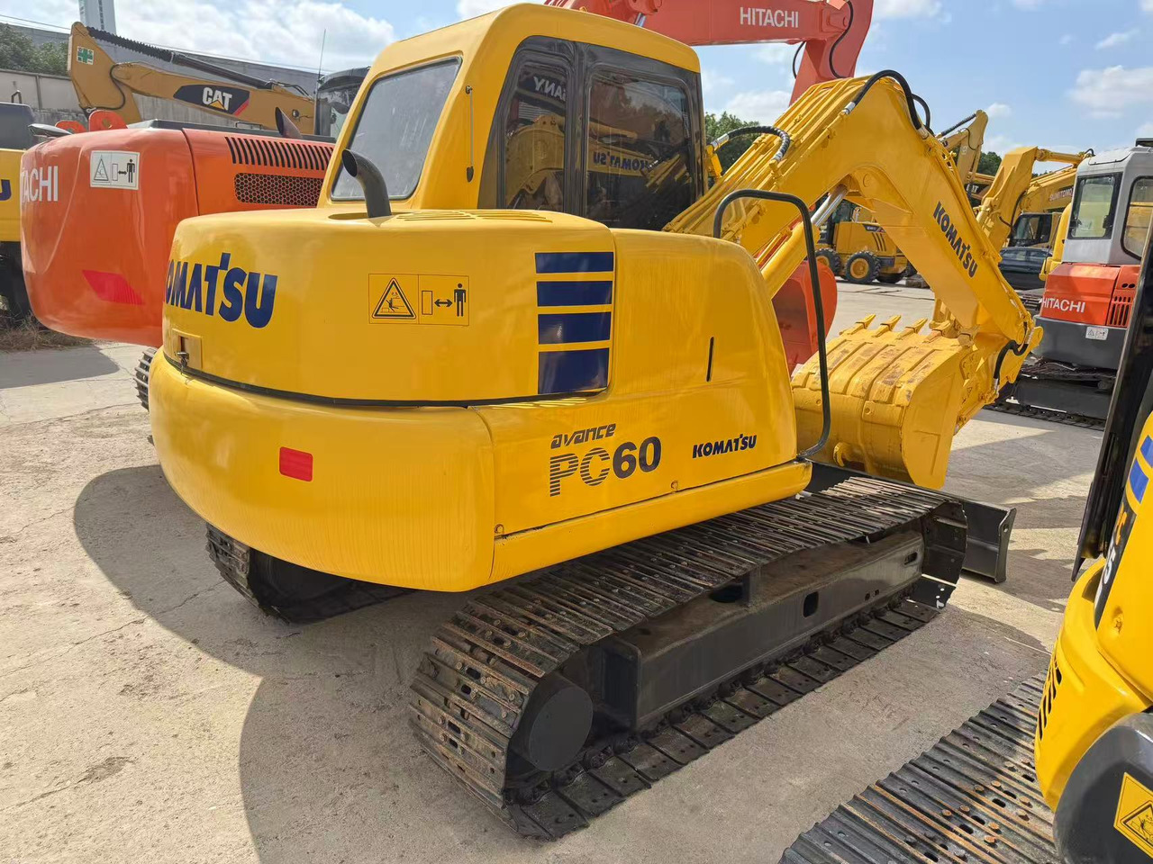 KOMATSU PC60-7 - 미니 굴삭기 : 사진 2 KOMATSU PC60-7 - 미니 굴삭기 : 사진 2