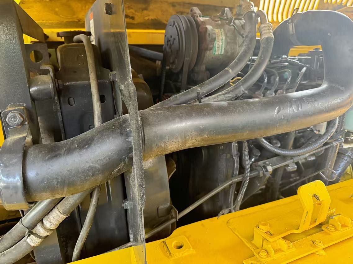 KOMATSU PC60-7 - 미니 굴삭기 : 사진 4 KOMATSU PC60-7 - 미니 굴삭기 : 사진 4