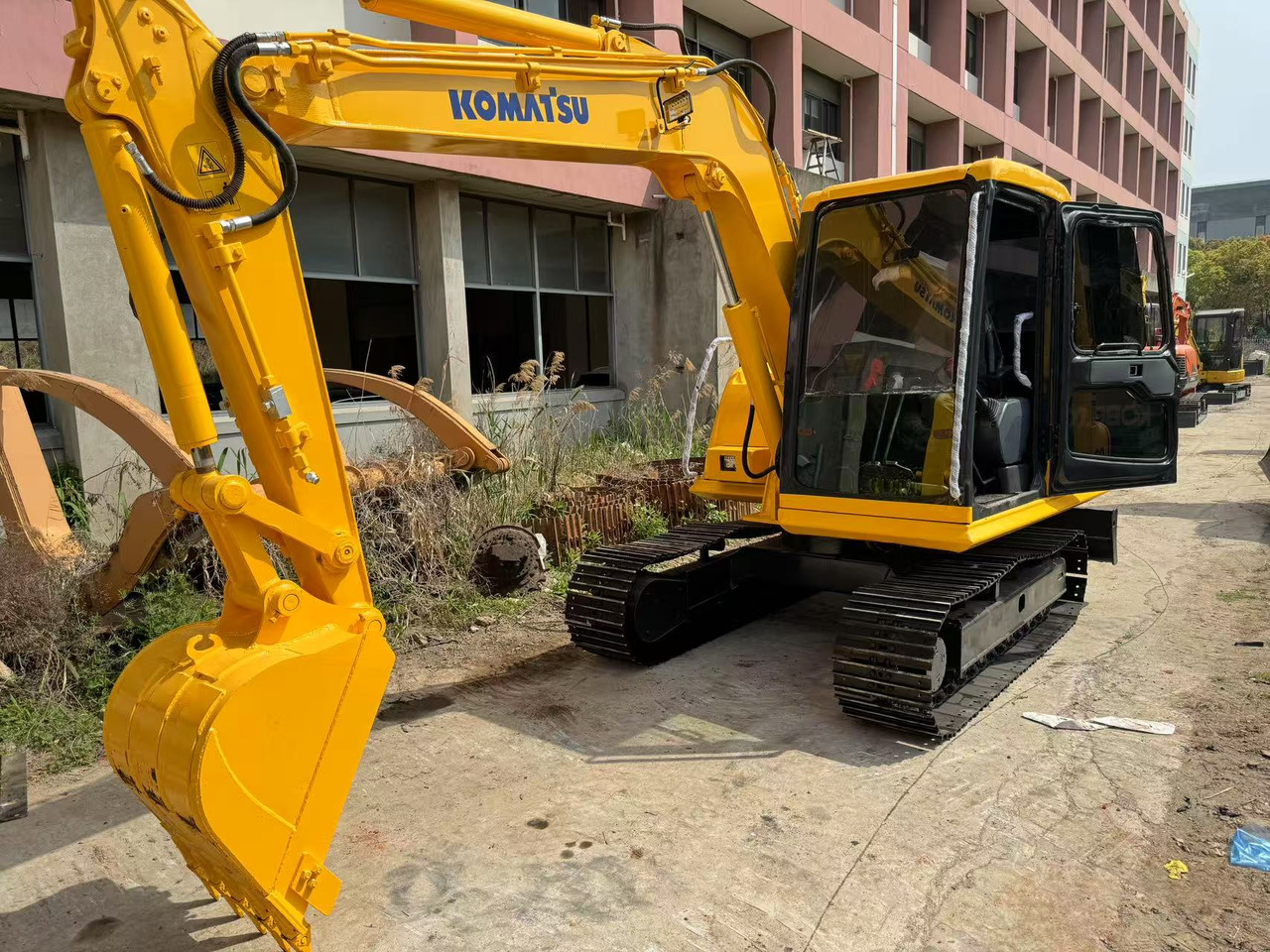 KOMATSU PC60-7 - 미니 굴삭기 : 사진 2 KOMATSU PC60-7 - 미니 굴삭기 : 사진 2