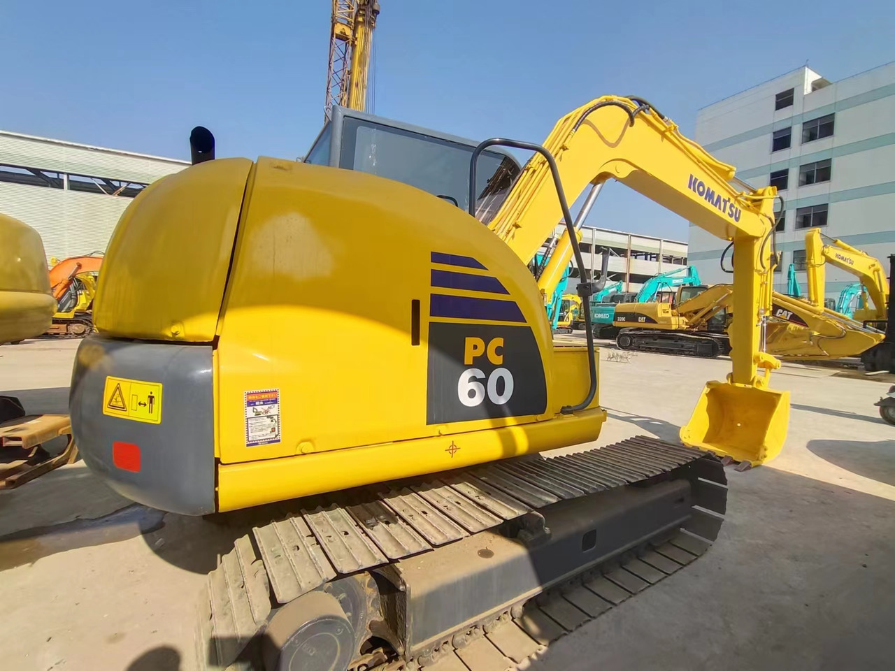KOMATSU PC60-8 - 미니 굴삭기 : 사진 4 KOMATSU PC60-8 - 미니 굴삭기 : 사진 4