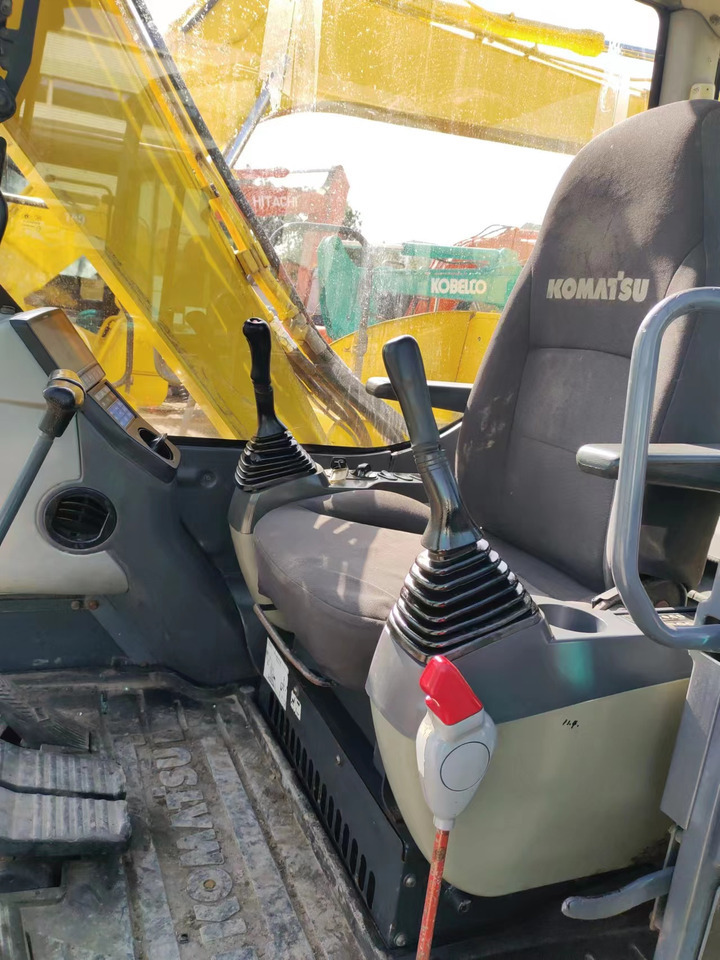 KOMATSU PC60-8 - 미니 굴삭기 : 사진 4 KOMATSU PC60-8 - 미니 굴삭기 : 사진 4