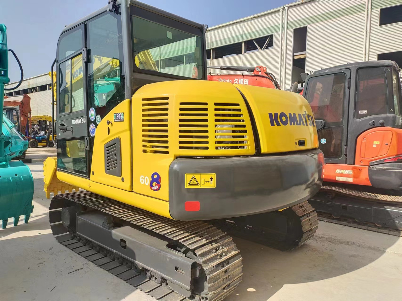 KOMATSU PC60-8 - 미니 굴삭기 : 사진 3 KOMATSU PC60-8 - 미니 굴삭기 : 사진 3