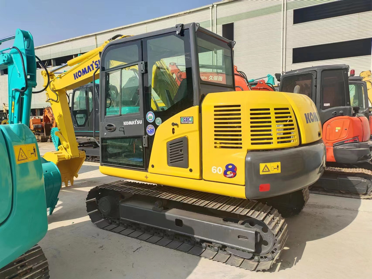KOMATSU PC60-8 - 미니 굴삭기 : 사진 2 KOMATSU PC60-8 - 미니 굴삭기 : 사진 2