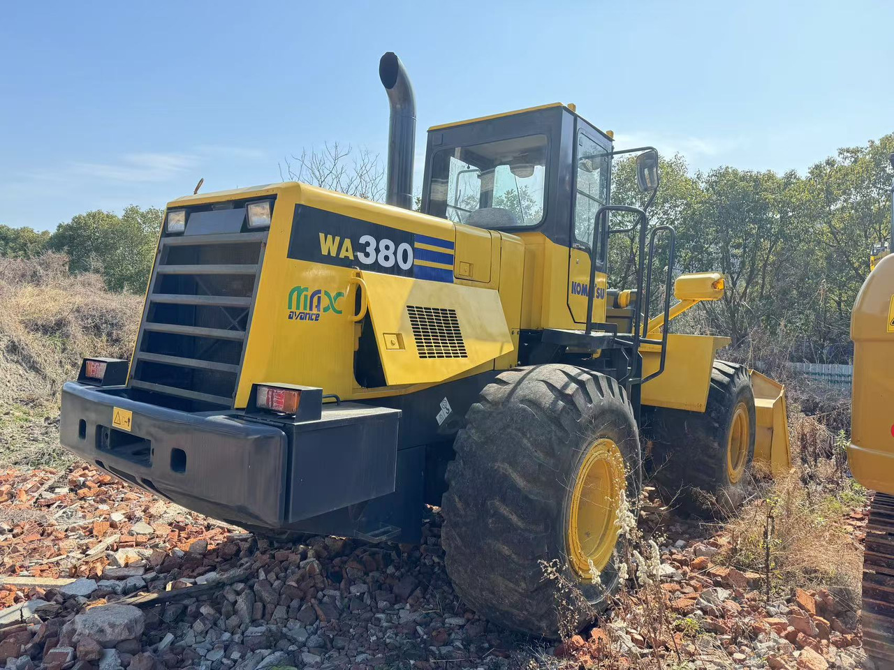 KOMATSU WA380 - 휠 로더 : 사진 3 KOMATSU WA380 - 휠 로더 : 사진 3