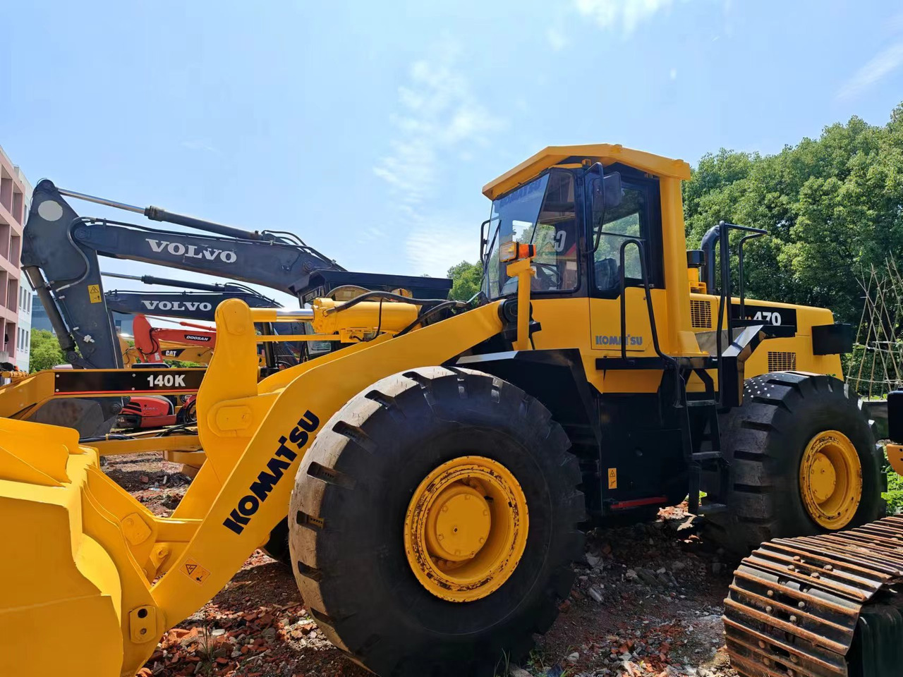 KOMATSU WA470-3 - 휠 로더 : 사진 1 KOMATSU WA470-3 - 휠 로더 : 사진 1
