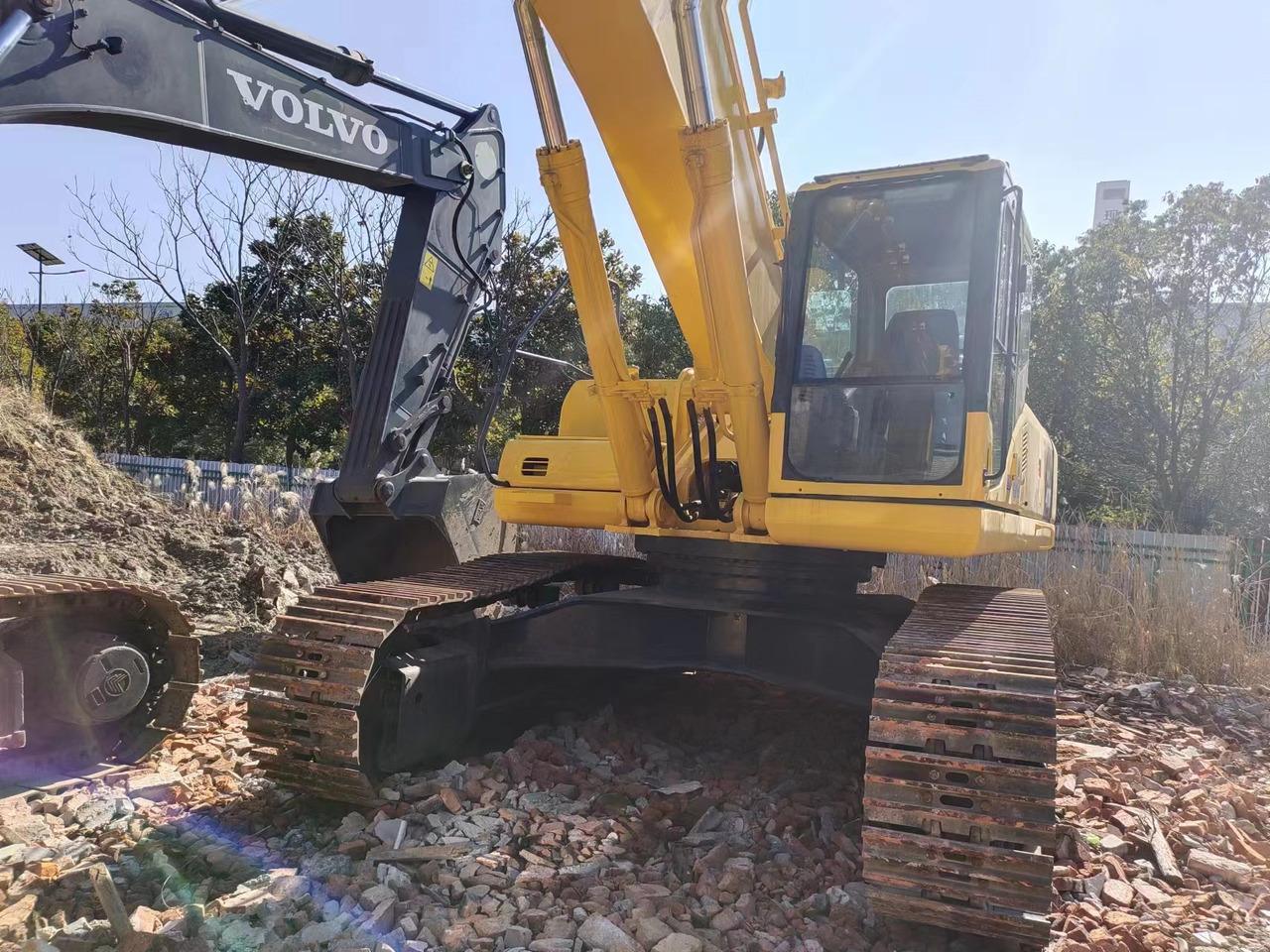 KOMATSU pc400-7 - 크롤러 굴삭기 : 사진 2 KOMATSU pc400-7 - 크롤러 굴삭기 : 사진 2