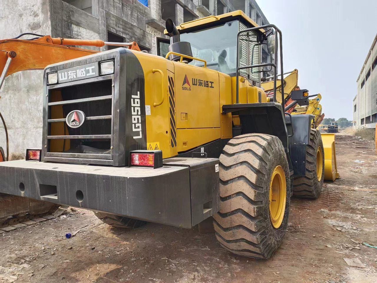 SDLG LG956L with CAT engine - 휠 로더 : 사진 3 SDLG LG956L with CAT engine - 휠 로더 : 사진 3