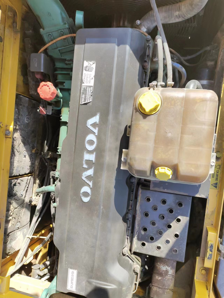 VOLVO EC460 - 크롤러 굴삭기 : 사진 5 VOLVO EC460 - 크롤러 굴삭기 : 사진 5