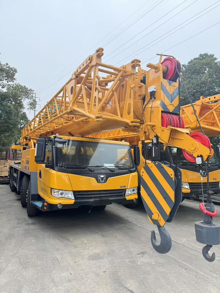 XCMG 70tons crane QY70K QY70 - 모바일 크레인 : 사진 1 XCMG 70tons crane QY70K QY70 - 모바일 크레인 : 사진 1
