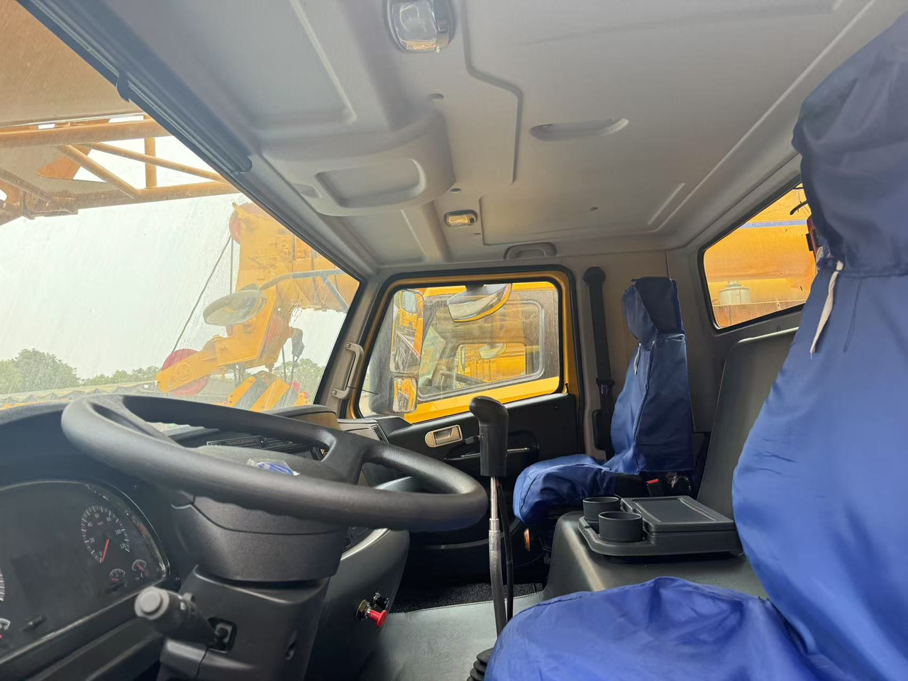 XCMG 70tons crane QY70K QY70 - 모바일 크레인 : 사진 4 XCMG 70tons crane QY70K QY70 - 모바일 크레인 : 사진 4