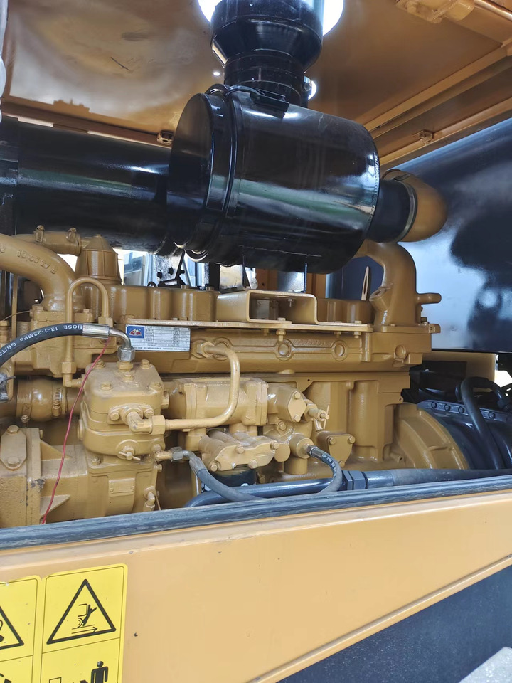 XCMG LW500KV - 휠 로더 : 사진 5 XCMG LW500KV - 휠 로더 : 사진 5