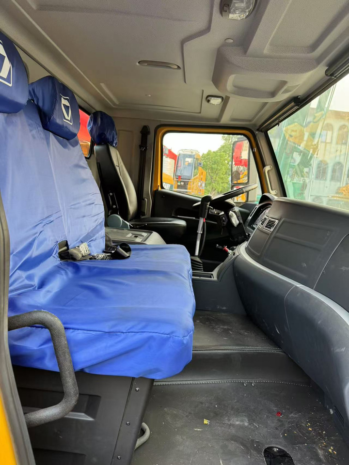 XCMG QY70K - 모바일 크레인 : 사진 4 XCMG QY70K - 모바일 크레인 : 사진 4