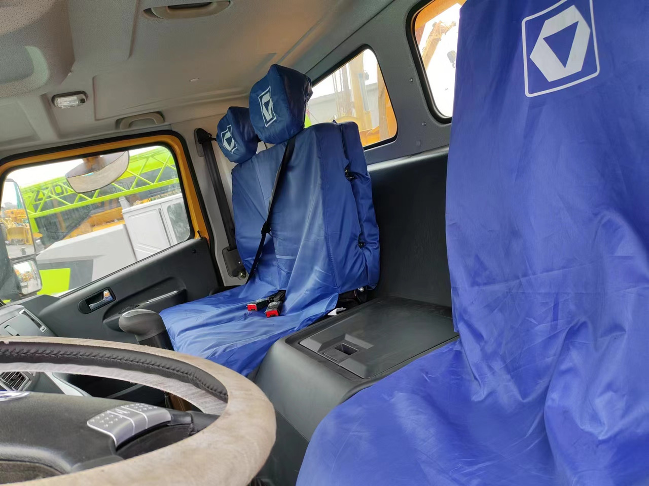 XCMG QY75KC QY75K truck crane 75tons - 모바일 크레인 : 사진 5 XCMG QY75KC QY75K truck crane 75tons - 모바일 크레인 : 사진 5