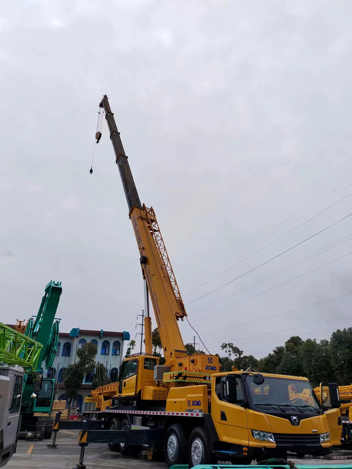 XCMG QY75KC QY75K truck crane 75tons - 모바일 크레인 : 사진 4 XCMG QY75KC QY75K truck crane 75tons - 모바일 크레인 : 사진 4