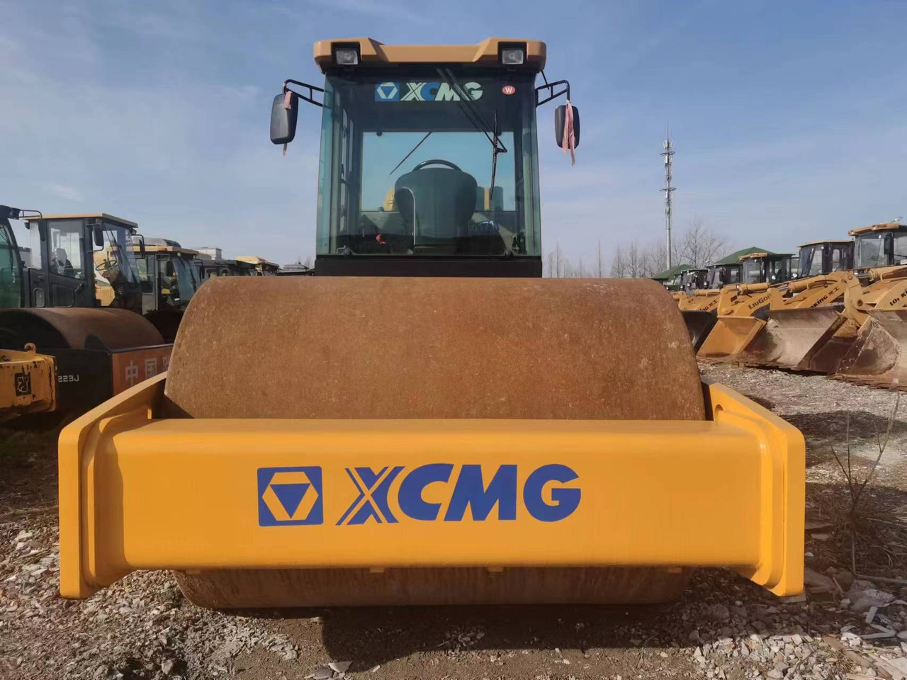 XCMG XS-263J - 압축기 : 사진 2 XCMG XS-263J - 압축기 : 사진 2