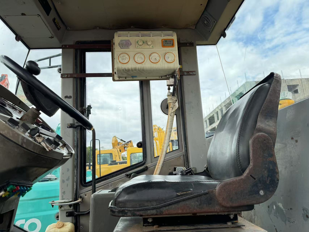 XCMG XS222J - 압축기 : 사진 5 XCMG XS222J - 압축기 : 사진 5