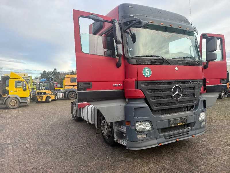 Mercedes-Benz Actros 1841 Tractor unit - 트랙터 유닛 : 사진 1 Mercedes-Benz Actros 1841 Tractor unit - 트랙터 유닛 : 사진 1