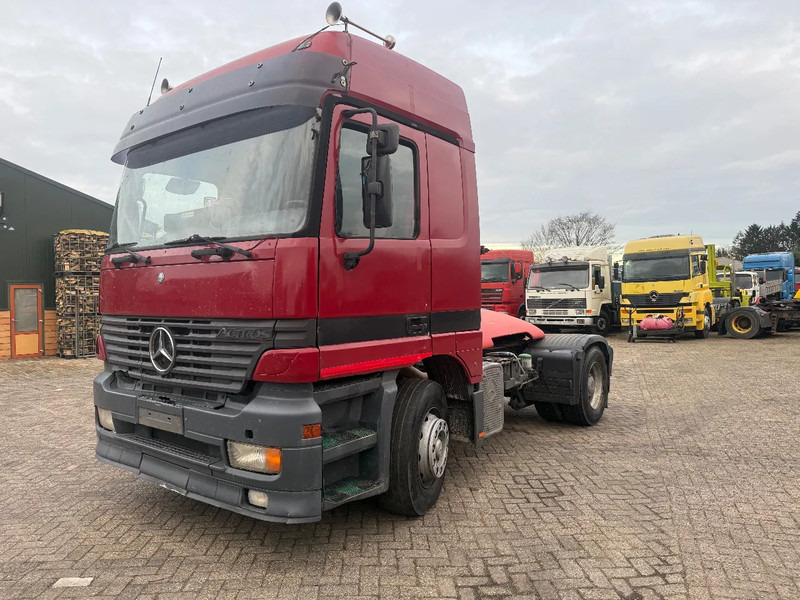 트랙터 유닛 Mercedes-Benz Actros 1843 3 pedals : 사진 9 트랙터 유닛 Mercedes-Benz Actros 1843 3 pedals : 사진 9