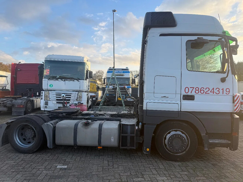 Mercedes-Benz Actros 1844 Tractor unit - 트랙터 유닛 : 사진 4 Mercedes-Benz Actros 1844 Tractor unit - 트랙터 유닛 : 사진 4