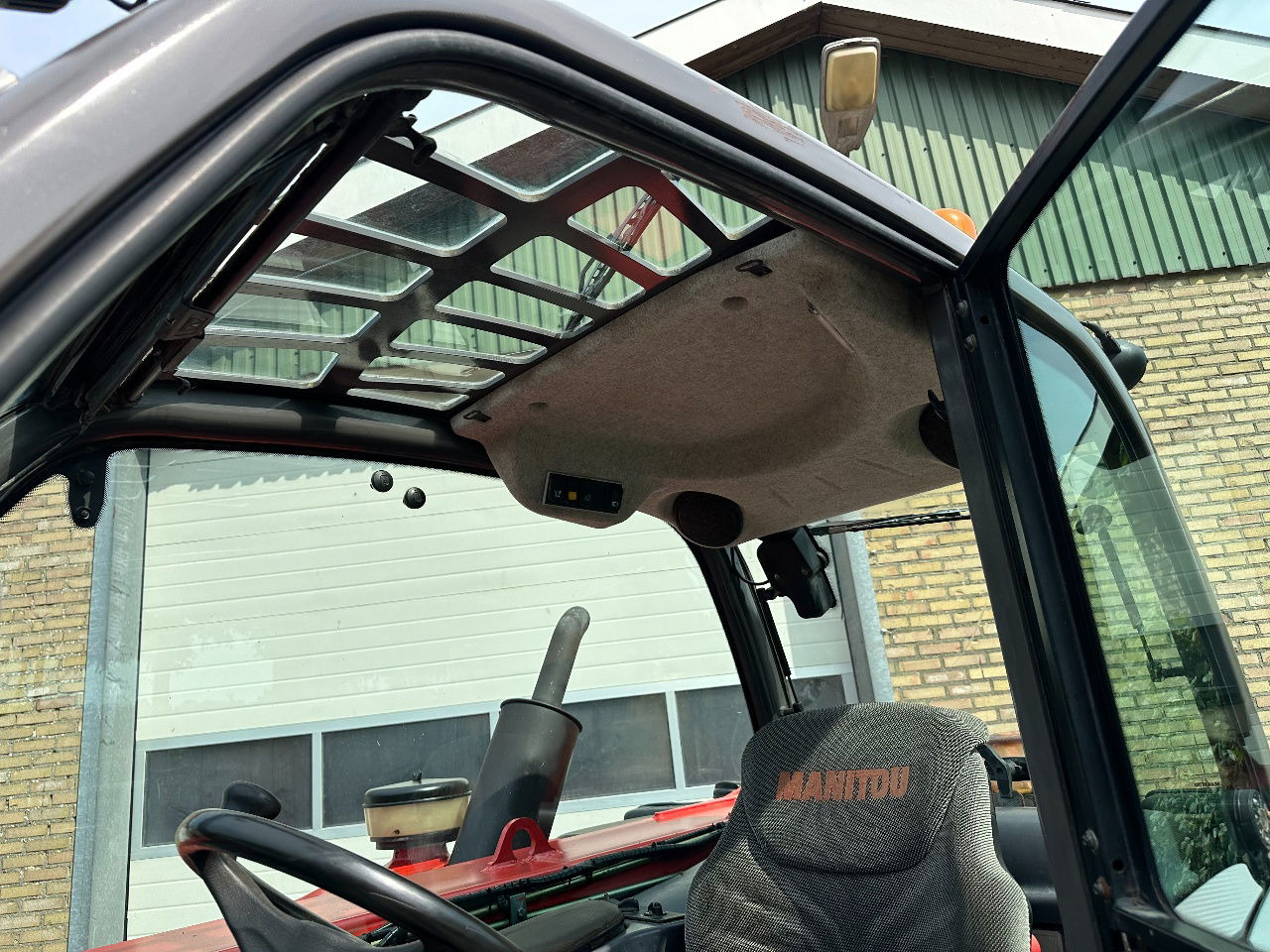 텔레스코픽 핸들러 Manitou MLT634 LSU : 사진 17