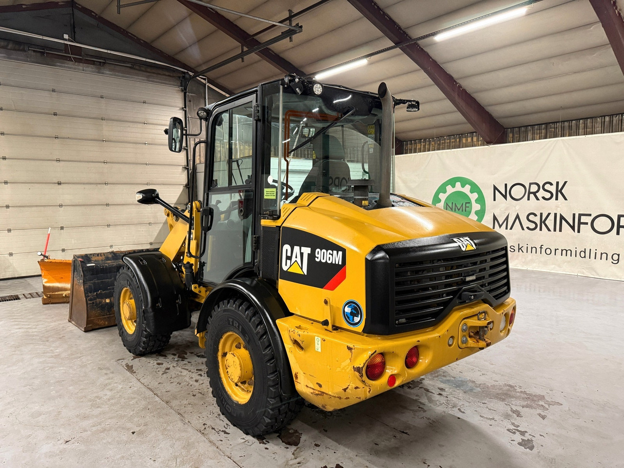 Cat 906M High Flow, 40 km/t med skuff og plog # TIL LEIE# - 휠 로더 : 사진 3 Cat 906M High Flow, 40 km/t med skuff og plog # TIL LEIE# - 휠 로더 : 사진 3