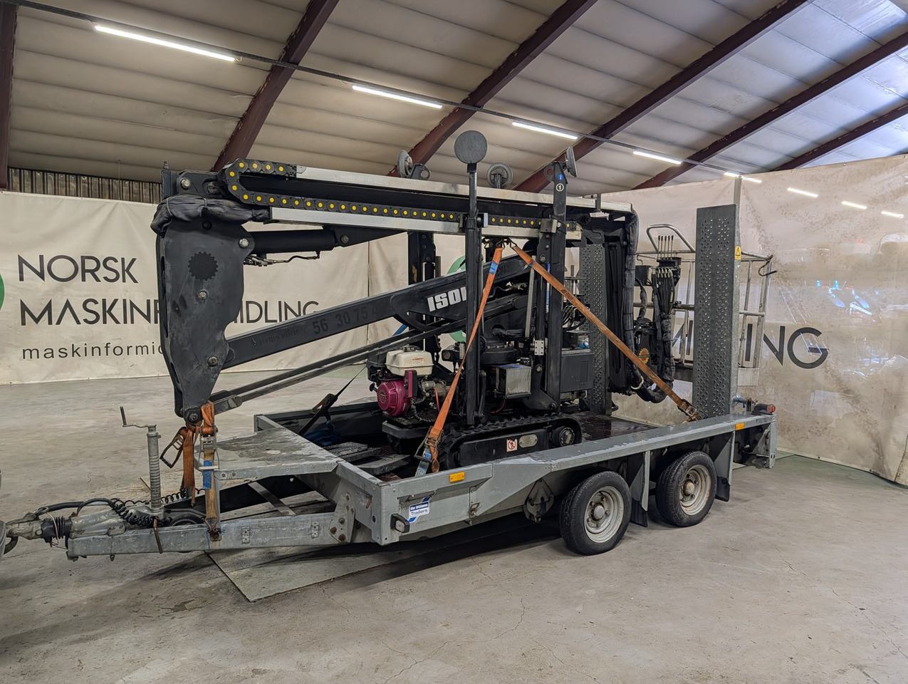 Isoli Easylift R160 på henger - 스파이더 리프트 : 사진 1 Isoli Easylift R160 på henger - 스파이더 리프트 : 사진 1