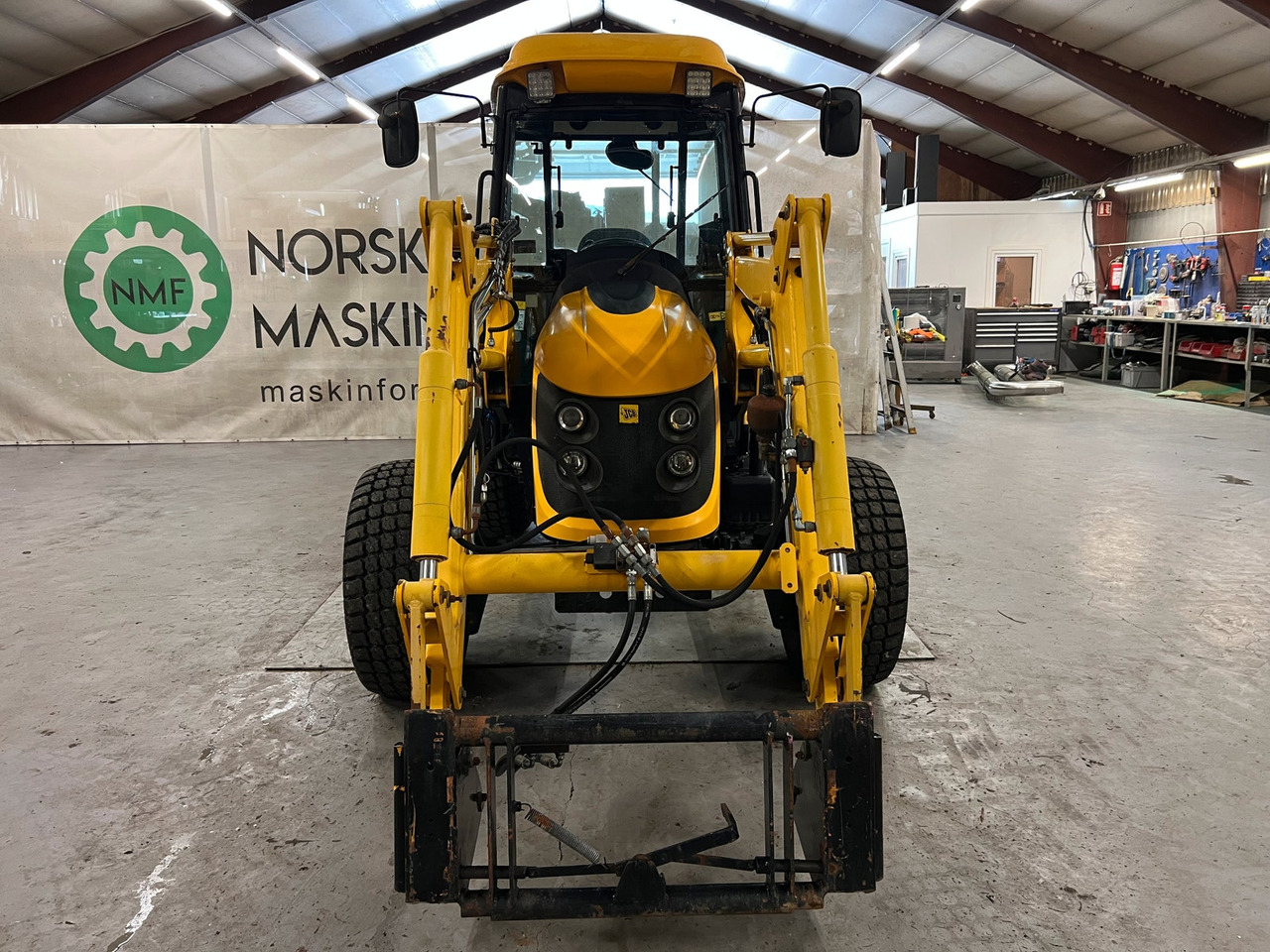 JCB 360 - 장궤형 트랙터 : 사진 4 JCB 360 - 장궤형 트랙터 : 사진 4