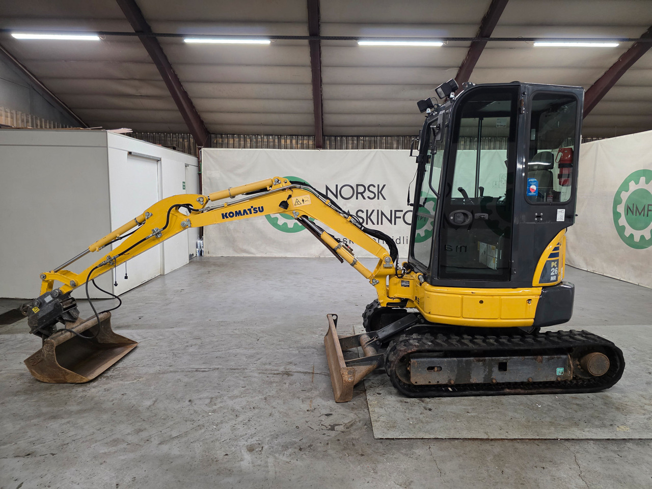 Komatsu PC26MR-3 - 미니 굴삭기 : 사진 2 Komatsu PC26MR-3 - 미니 굴삭기 : 사진 2