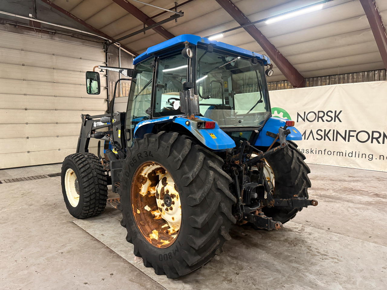 New Holland T5060 - 장궤형 트랙터 : 사진 3 New Holland T5060 - 장궤형 트랙터 : 사진 3
