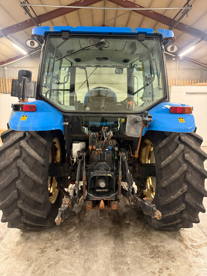New Holland T5060 - 장궤형 트랙터 : 사진 4 New Holland T5060 - 장궤형 트랙터 : 사진 4