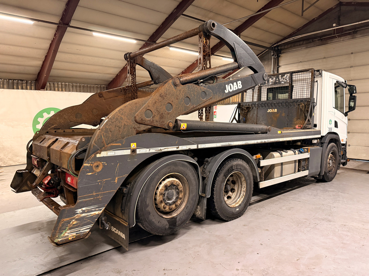 Scania P410 - 스킵 로더 트럭 : 사진 4 Scania P410 - 스킵 로더 트럭 : 사진 4