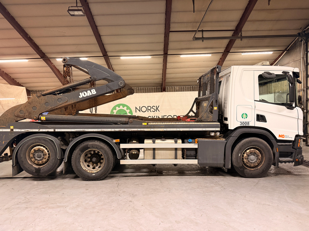 Scania P410 - 스킵 로더 트럭 : 사진 5 Scania P410 - 스킵 로더 트럭 : 사진 5