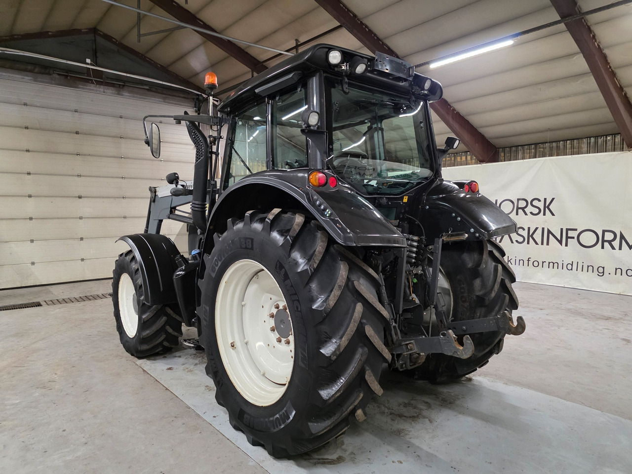Valtra N163 Direct - 장궤형 트랙터 : 사진 4 Valtra N163 Direct - 장궤형 트랙터 : 사진 4