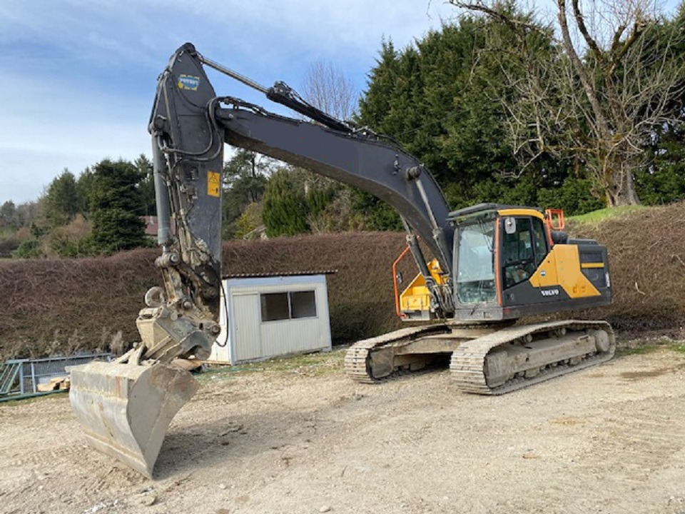 VOLVO EC250EL - 철거 굴삭기 : 사진 1 VOLVO EC250EL - 철거 굴삭기 : 사진 1