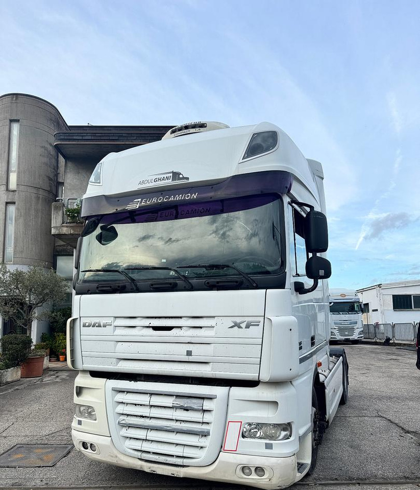 DAF XF 105.460 - 2010 - AUTOMATICO - 트랙터 유닛 : 사진 1 DAF XF 105.460 - 2010 - AUTOMATICO - 트랙터 유닛 : 사진 1