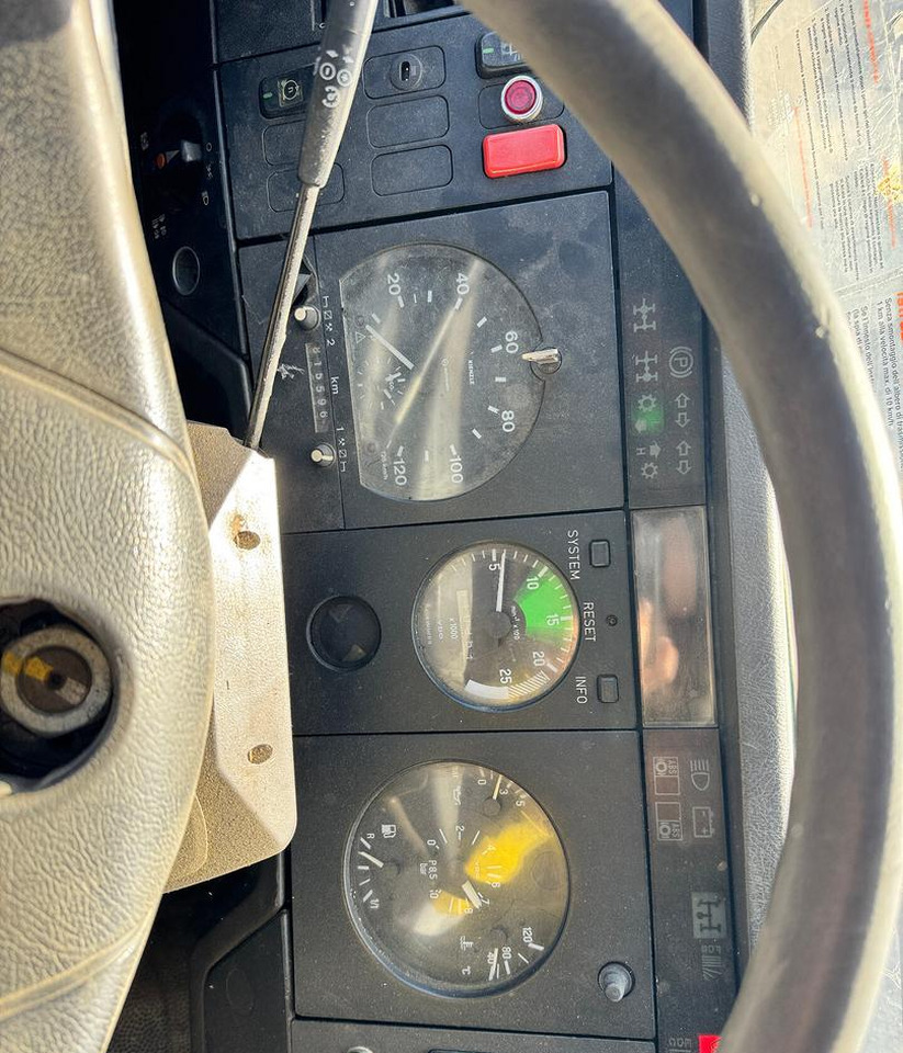 Mercedes Benz SK 2644 ( 6X4 ) V8 - 덤프트럭 : 사진 5 Mercedes Benz SK 2644 ( 6X4 ) V8 - 덤프트럭 : 사진 5