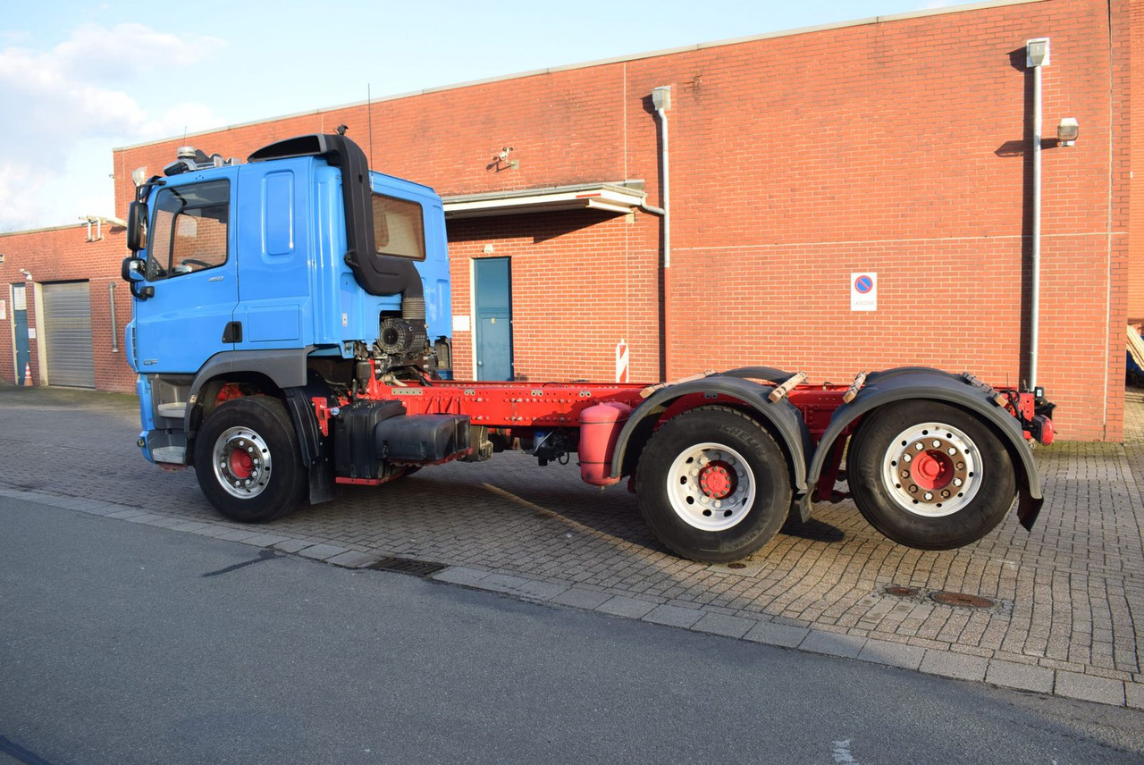 DAF CF 450 6x2 Fahrgestell Klima Navi Lift Retarder - 캡 새시 트럭 : 사진 4 DAF CF 450 6x2 Fahrgestell Klima Navi Lift Retarder - 캡 새시 트럭 : 사진 4