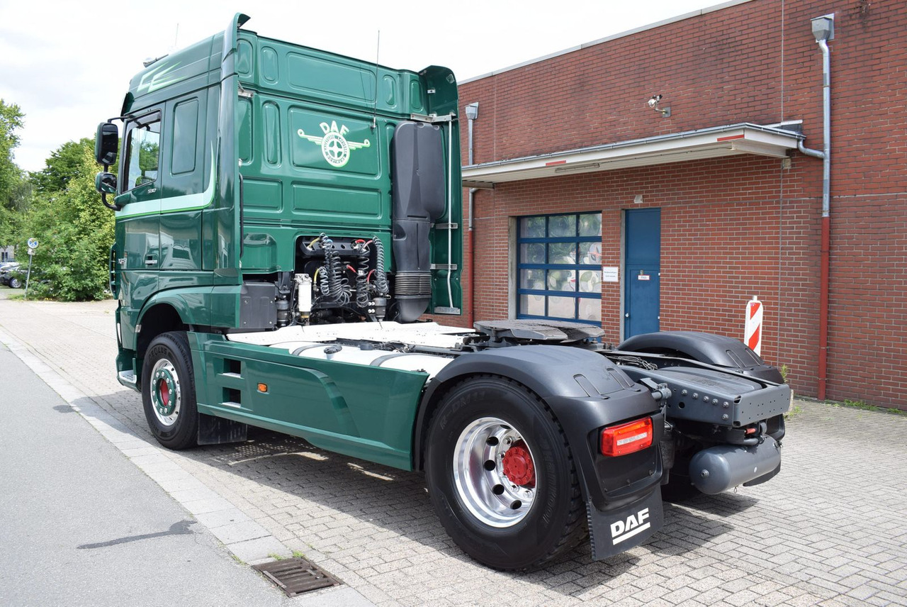 DAF XF 530 FT Retarder Leder Standklima Hydraulik - 트랙터 유닛 : 사진 5 DAF XF 530 FT Retarder Leder Standklima Hydraulik - 트랙터 유닛 : 사진 5