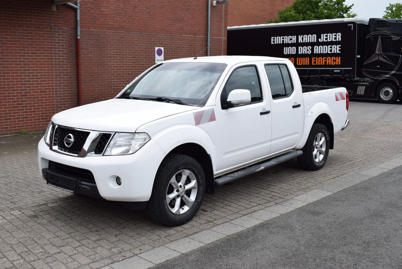 Nissan Navara Double Cab SE 4x4 Automatik Hardtop AHK - SUV : 사진 5 Nissan Navara Double Cab SE 4x4 Automatik Hardtop AHK - SUV : 사진 5