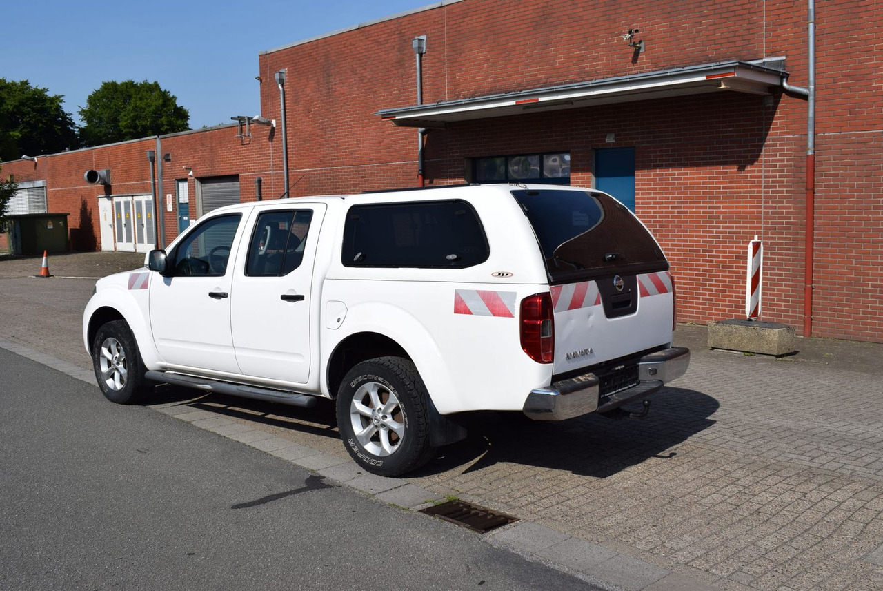 Nissan Navara Double Cab SE 4x4 Automatik Hardtop AHK - SUV : 사진 3 Nissan Navara Double Cab SE 4x4 Automatik Hardtop AHK - SUV : 사진 3
