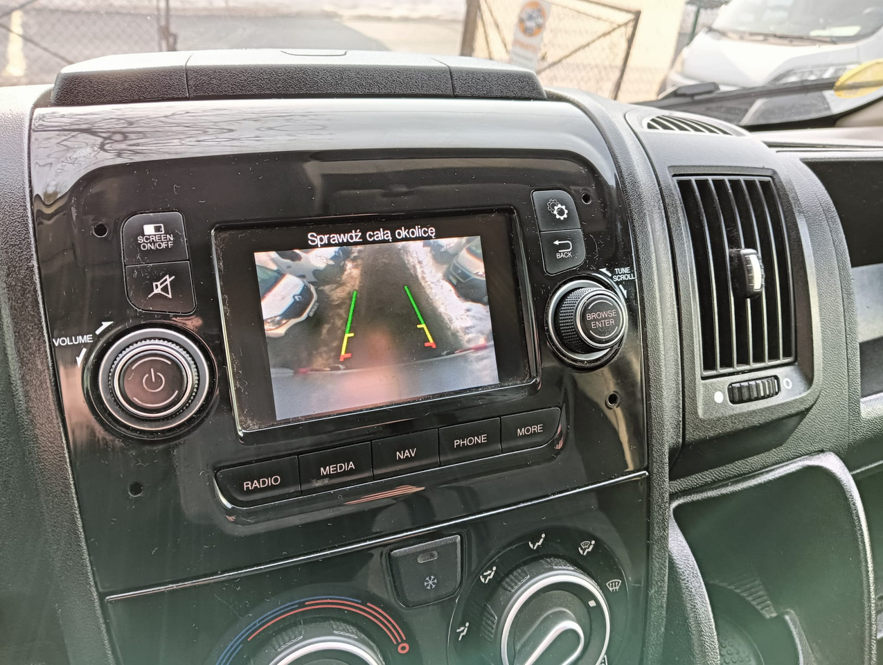 소형 밴 FIAT DUCATO FURGON BLASZAK L2H1 NR 823 : 사진 18 소형 밴 FIAT DUCATO FURGON BLASZAK L2H1 NR 823 : 사진 18