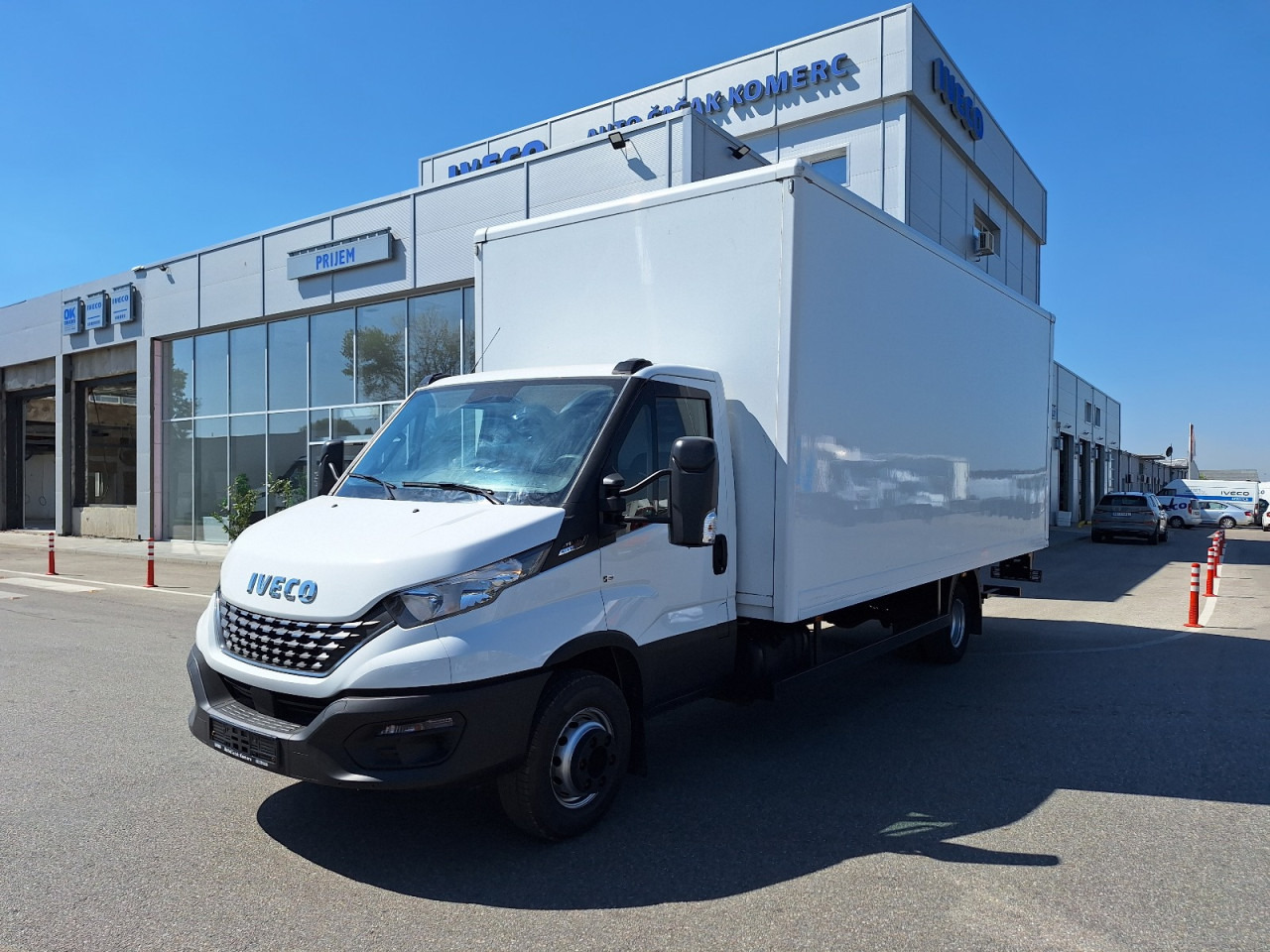 IVECO DAILY 72C18 A8 34m3 - 패널 밴 : 사진 1 IVECO DAILY 72C18 A8 34m3 - 패널 밴 : 사진 1