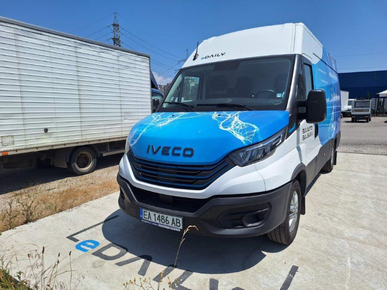 IVECO 35S14E/P - 패널 밴, 전기 밴 : 사진 1 IVECO 35S14E/P - 패널 밴, 전기 밴 : 사진 1